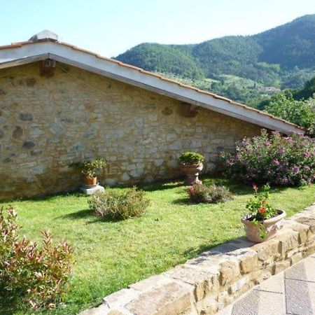 Agriturismo Casa Belvedere Bacchereto Eksteriør billede